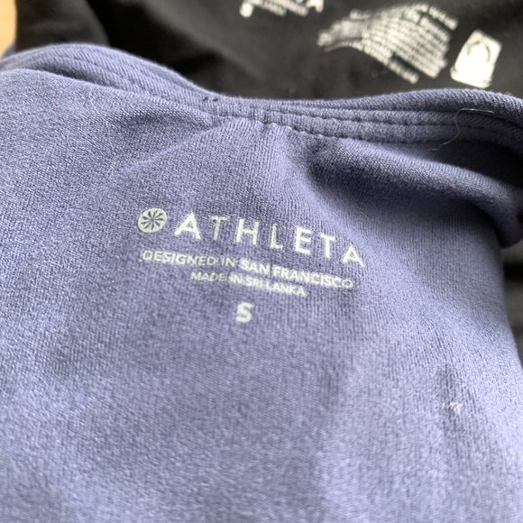 Athleta Conscious Crop Sports Bra / Athletic Top (Set of 2) - Picture 5 of 5